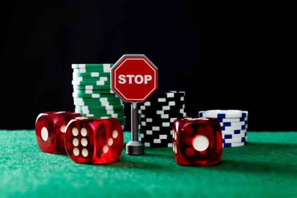 Live Sakong table with dealer and player seats